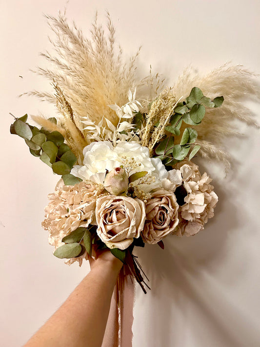 Natural & Nude Bouquet